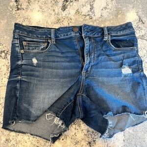 American Eagle super stretch midi short